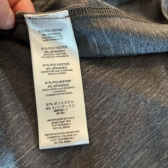 Sherpa Heather Gray 1/4 Zip Pullover, size L - Picture 11 of 13